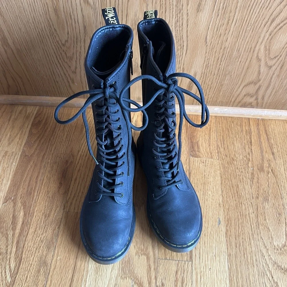 Dr.‎ Martens Tall Lace Up Combat Boots Black Unisex Kids Youth US 3 UK 2 EU 34